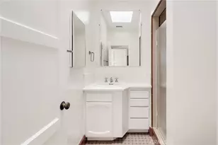 704 Elvira Ave, Redondo Beach, CA 90277 - Photo 33