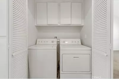 1345 E Grand, El Segundo, CA 90245 - Photo 35