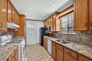 15202 Florwood Ave, Lawndale, CA 90260 - Photo 21
