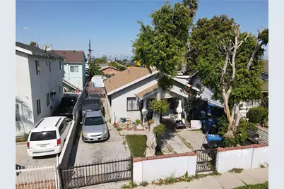 861 W 74th Street, Los Angeles, CA 90044 - Photo 1