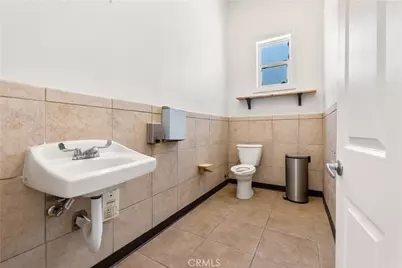 1107 S La Brea, Inglewood, CA 90301 - Photo 15