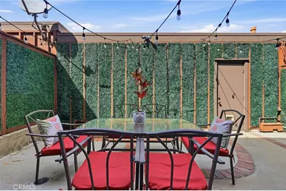 2046 Mount Shasta Drive, San Pedro, CA 90732 - Photo 37