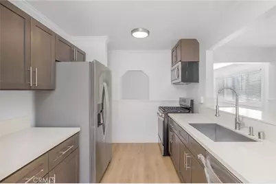 526 W 2nd, San Pedro, CA 90731 - Photo 17