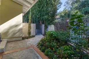 7796 Skyhill Dr, Los Angeles, CA 90068 - Photo 47