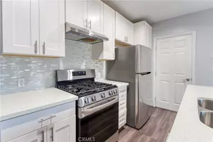 7796 Skyhill Dr, Los Angeles, CA 90068 - Photo 29