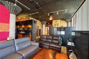 420 S San Pedro Street, Los Angeles, CA 90013 - Photo 1