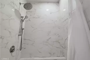 420 S San Pedro Street, Los Angeles, CA 90013 - Photo 27