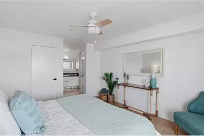565 Esplanade #312, Redondo Beach, CA 90277 - Photo 17