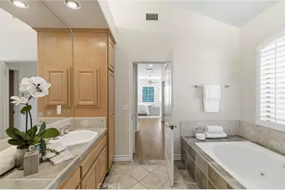 2409 Ruhland Ave. #B, Redondo Beach, CA 90278 - Photo 51