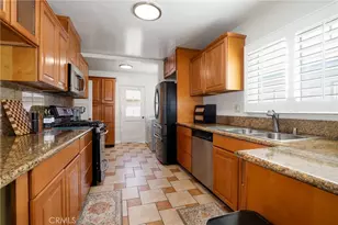 6475 Turnergrove Dr, Lakewood, CA 90713 - Photo 13