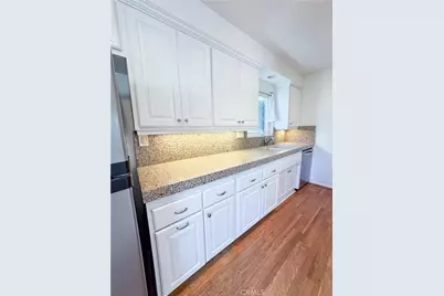 1221 14th Street, Hermosa Beach, CA 90524 - Photo 9