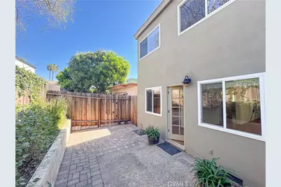 1221 14th Street, Hermosa Beach, CA 90524 - Photo 37