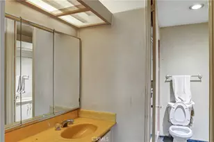 6405 Green Valley Cir, Culver City, CA 90230 - Photo 23