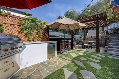 517 Sapphire Street, Redondo Beach, CA 90277 - Photo 23