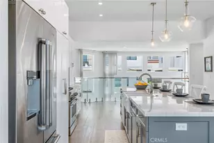 647 1st Pl, Hermosa Beach, CA 90254 - Photo 21