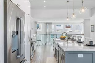 647 1st Pl, Hermosa Beach, CA 90254 - Photo 15