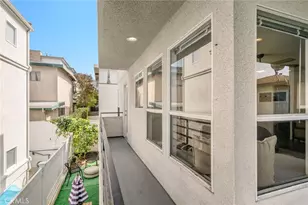 647 1st Pl, Hermosa Beach, CA 90254 - Photo 33