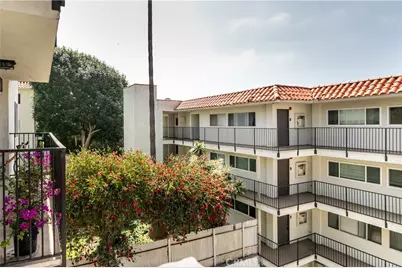 1720 Ardmore Avenue #212, Hermosa Beach, CA 90254 - Photo 11