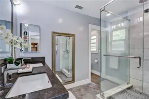 2700 Elm Ave, Manhattan Beach, CA 90266 - Photo 17
