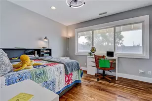 2700 Elm Ave, Manhattan Beach, CA 90266 - Photo 23
