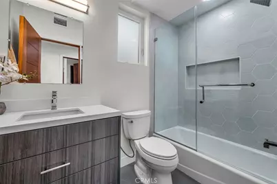 130 S Prospect #A, Redondo Beach, CA 90277 - Photo 29