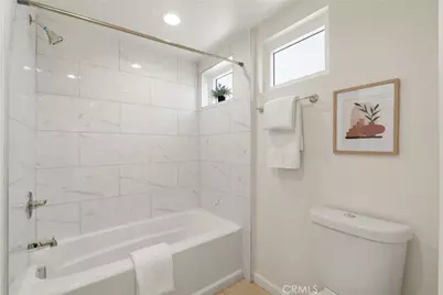1409 N Hobart, Los Angeles, CA 90027 - Photo 15