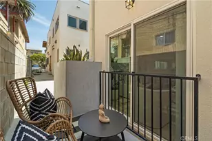 1409 N Hobart, Los Angeles, CA 90027 - Photo 29