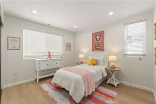 1409 N Hobart, Los Angeles, CA 90027 - Photo 17
