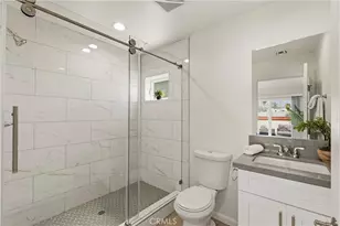 1409 N Hobart, Los Angeles, CA 90027 - Photo 23