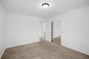 1345 W 51st Pl, Los Angeles, CA 90037 - Photo 35