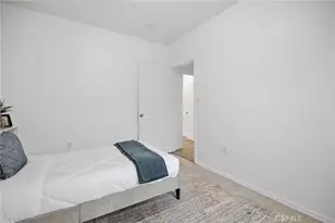 1345 W 51st Pl, Los Angeles, CA 90037 - Photo 23