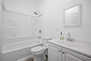 1345 W 51st Pl, Los Angeles, CA 90037 - Photo 19