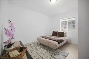 1345 W 51st Pl, Los Angeles, CA 90037 - Photo 27