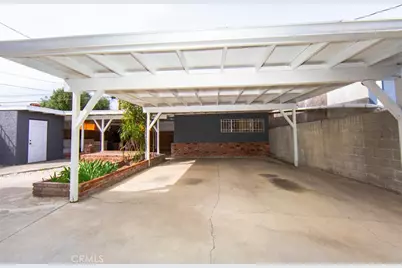 1919 W 82nd Street, Los Angeles, CA 90047 - Photo 9