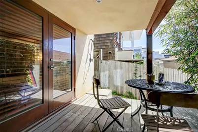 3205 Bayview Drive, Manhattan Beach, CA 90266 - Photo 47