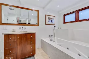 3205 Bayview Dr, Manhattan Beach, CA 90266 - Photo 37