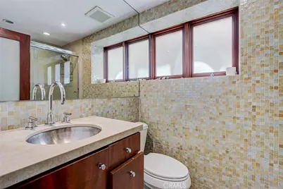 3205 Bayview Drive, Manhattan Beach, CA 90266 - Photo 45