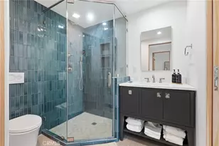 555 Esplanade, Redondo Beach, CA 90277 - Photo 21