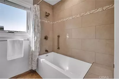 1729 Pacific Avenue, Manhattan Beach, CA 90266 - Photo 47