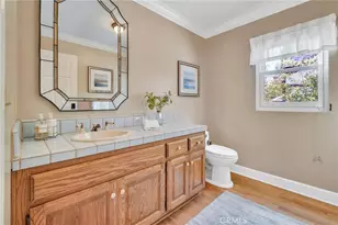 1729 Pacific Ave, Manhattan Beach, CA 90266 - Photo 13