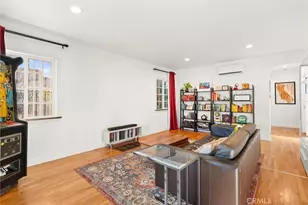 527 W 106th St, Los Angeles, CA 90044 - Photo 3