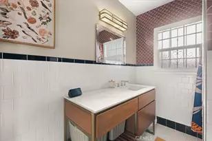 527 W 106th St, Los Angeles, CA 90044 - Photo 21