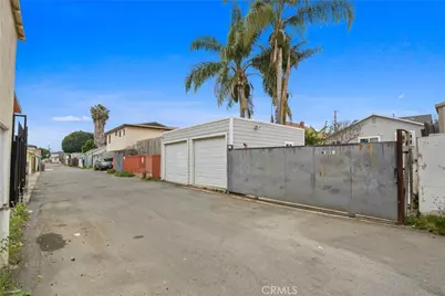 331 W 10th Street, San Pedro, CA 90731 - Photo 41
