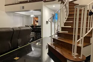 7708 Oakdale Ave, Winnetka, CA 91306 - Photo 11