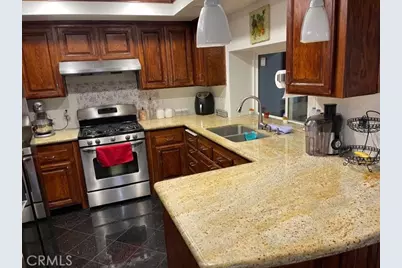 7708 Oakdale Avenue, Winnetka, CA 91306 - Photo 17