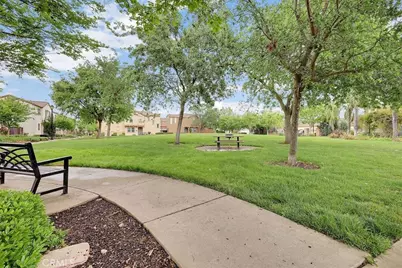 9925 Del Surf Ln, Elk Grove, CA 95757 - Photo 29