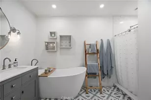 1002 3rd St, Hermosa Beach, CA 90254 - Photo 17