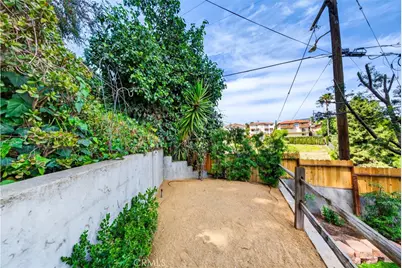 1211 W 6th, San Pedro, CA 90731 - Photo 29