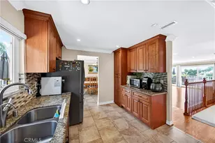 1516 W 5th St, San Pedro, CA 90732 - Photo 7