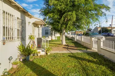 335 339 Centinela, Inglewood, CA 90302 - Photo 9